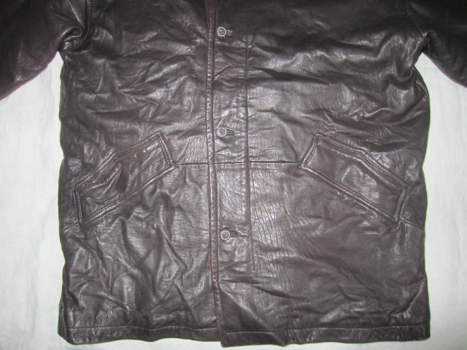 Haina piele M.Flues, masura XL54-56, piele foarte moale,stare f. buna.