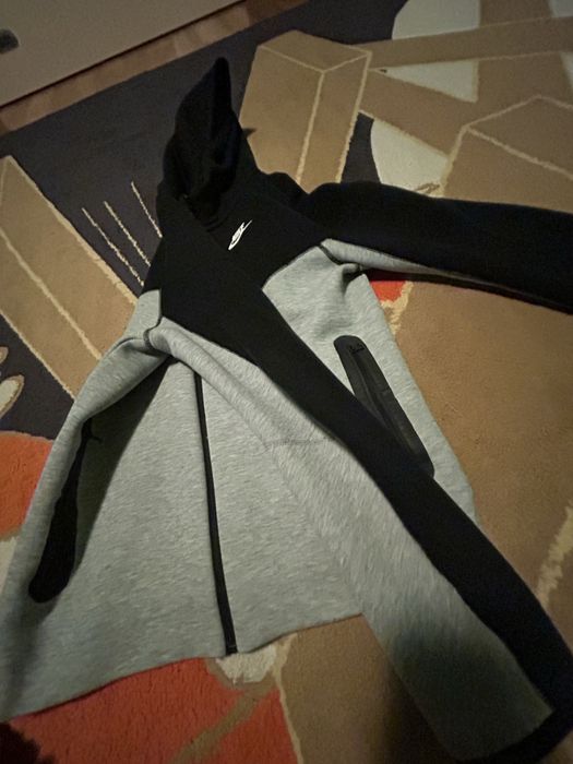 Nike Tech Fleece 2023/2024 XL Kids(158-170cm)