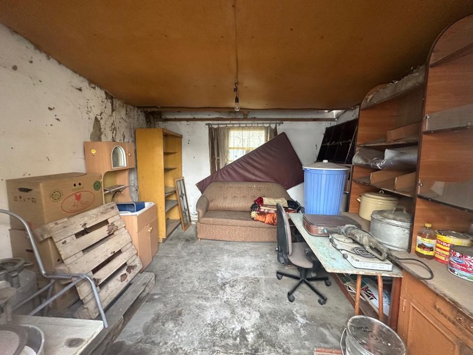 Продам дом 3 комнаты и кухня