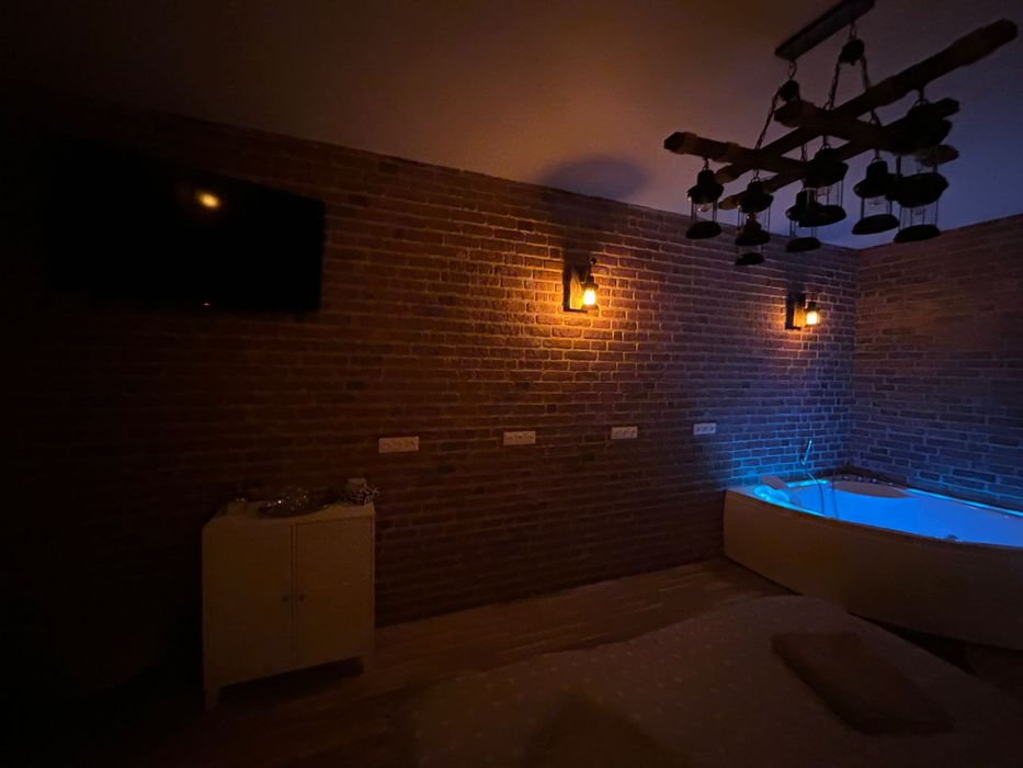 Camera love cu jacuzzi