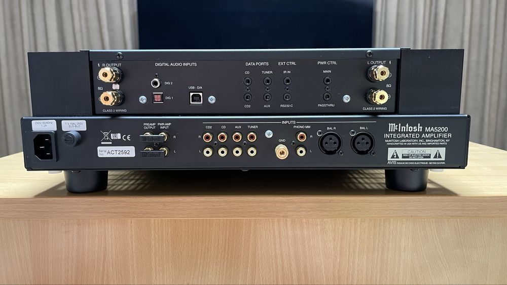 Интегральный усилитель Mcintosh MA5200