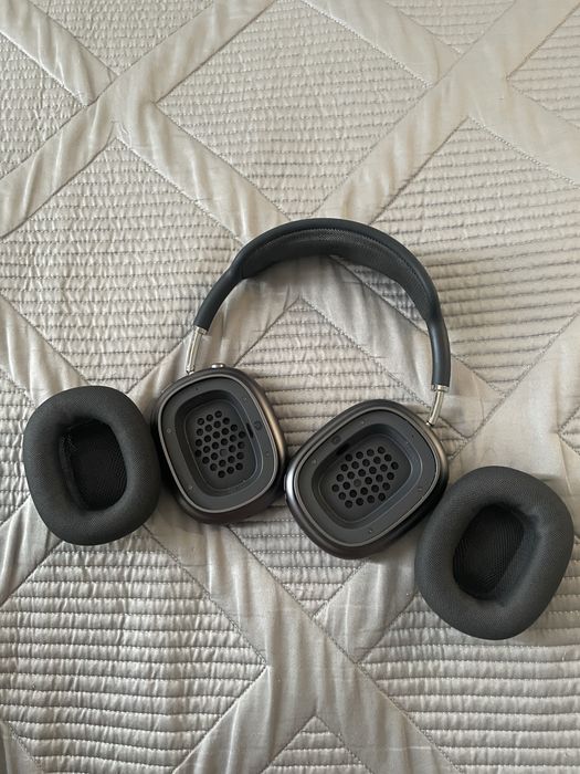 airpods max 1 оригинал