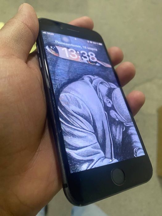 Iphone 8 black 64 gb
