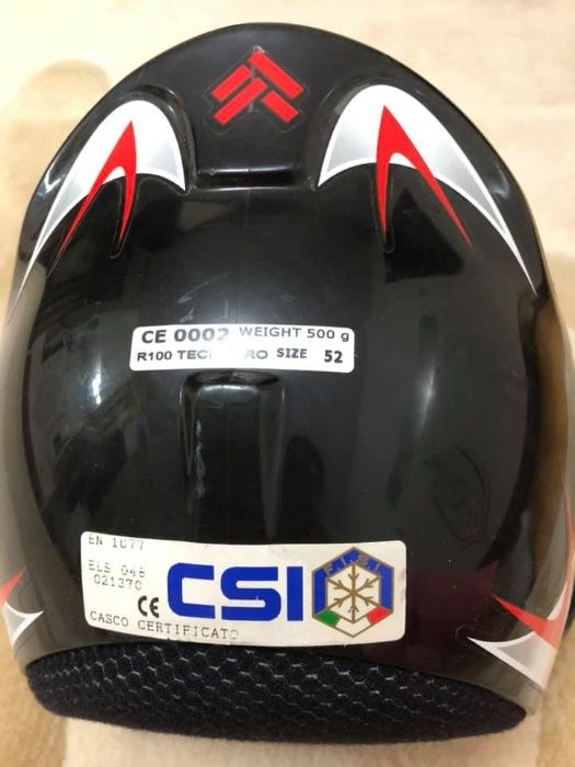 Casca neagra Tecno Karting, mărimea 52 si casca de protecție neagră