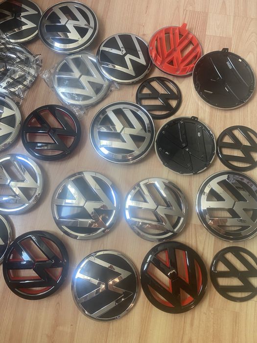 Set embleme negre Volkswagen Passat B7,Golf 6,Caddy,Jetta,Golf Plus