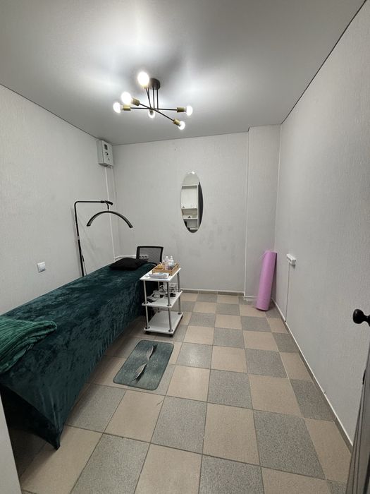 Сдам кабинет в салоне