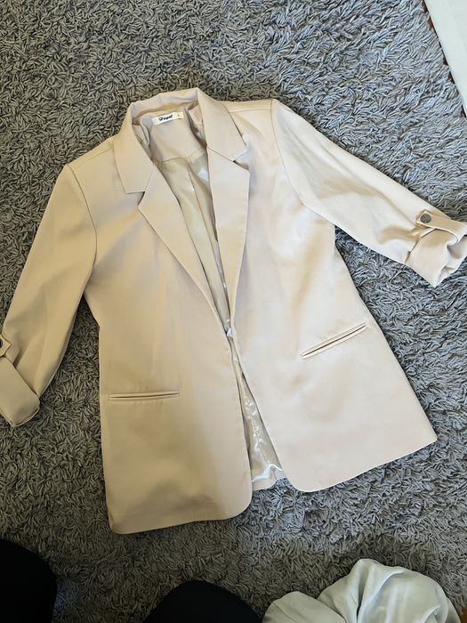 Дамски сака и якета размер С/М/Л без забележки