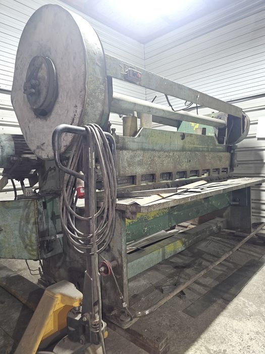 Навесы фермы теплицы