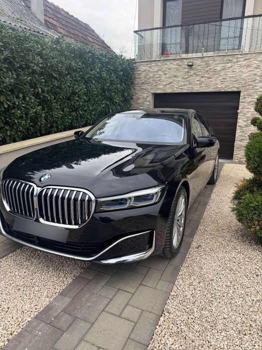 BMW Seria 7 Stare perfecta, revizii la zi, 0 daune