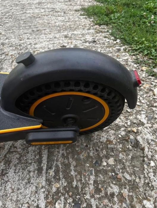 Vând trotinetă cu scaun detasabil