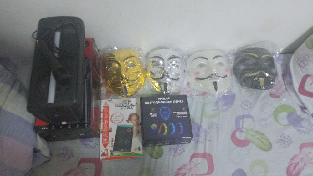 Светодиодная лента    Доска для рисования.  маска Гая Фокса. Калонка