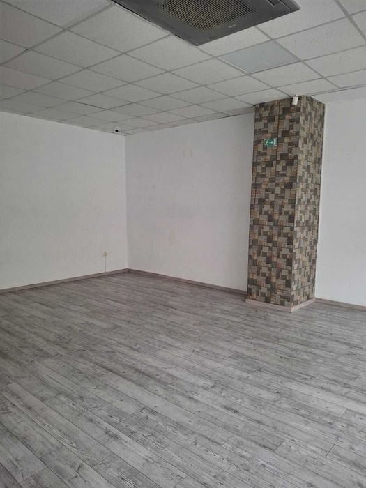 Spatiu comercial