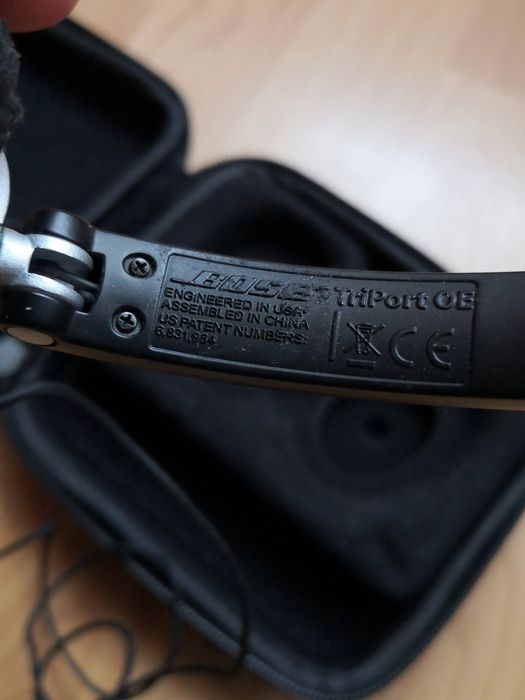 Căști Bose Triport Oe