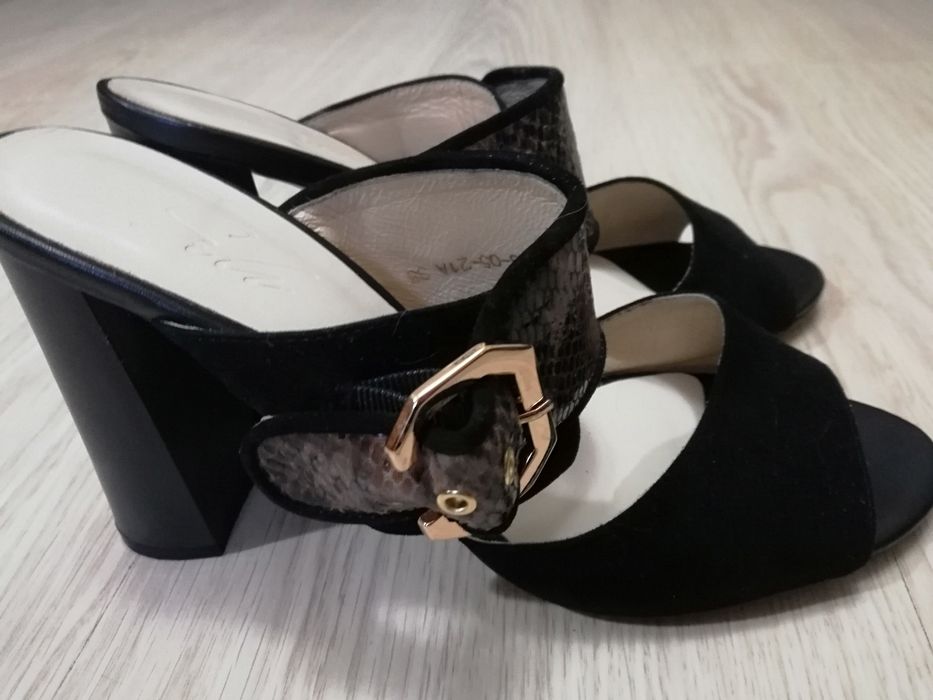 Продам стильные босоножки