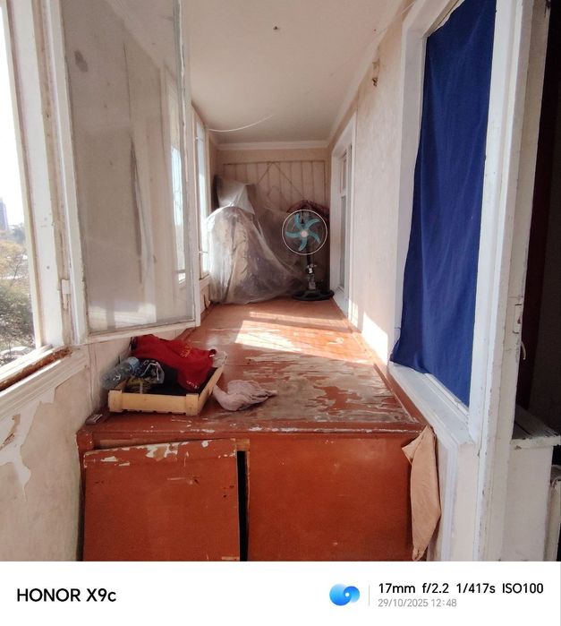 Vasxod 3/5/5 kv sotiladi