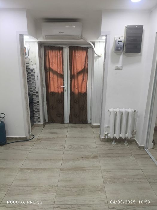 Vand casa cu 3 camere