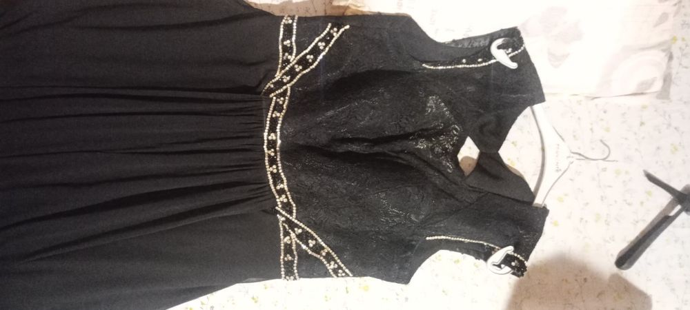 Офицялни елегантни рокли