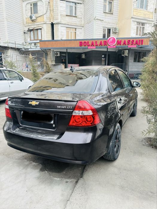 Срочно продается машина Nexia 3 avtomat4