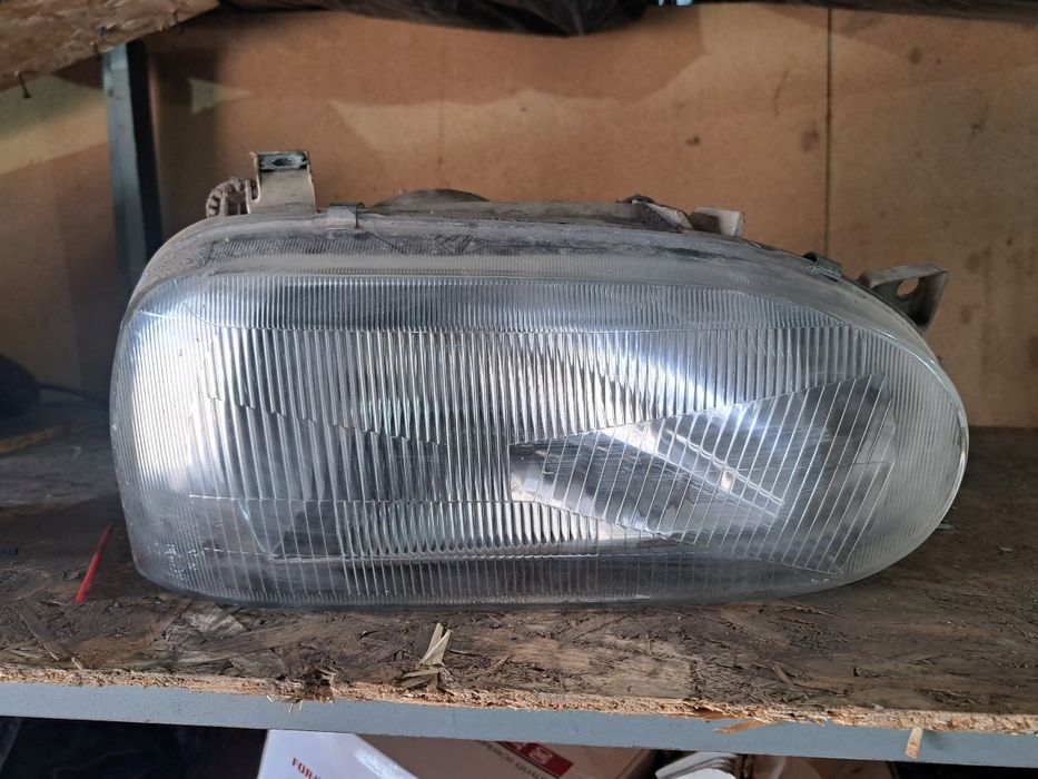 Продам фары гольф 3