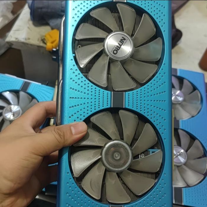 Видеокарта rx590