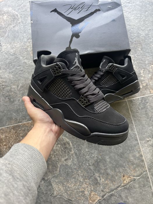 Jordan 4 Black Cat marimea 41