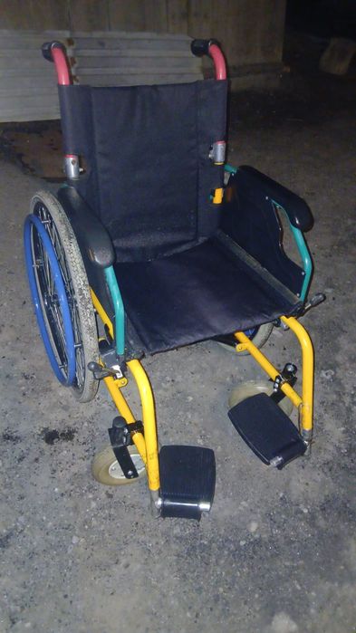 Инвалидная коляска