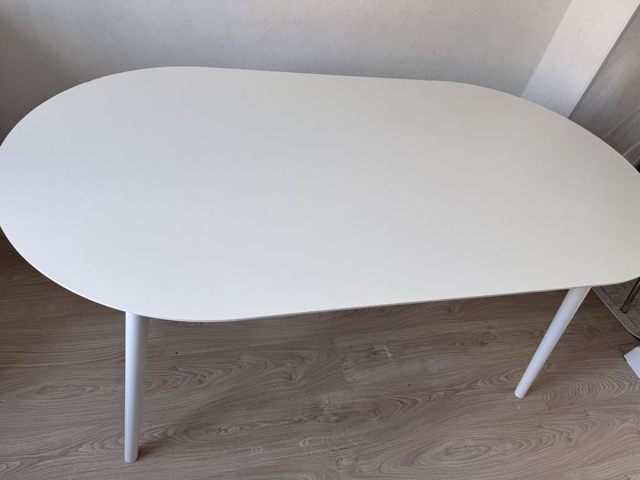 Срочно! Продается кухонный стол