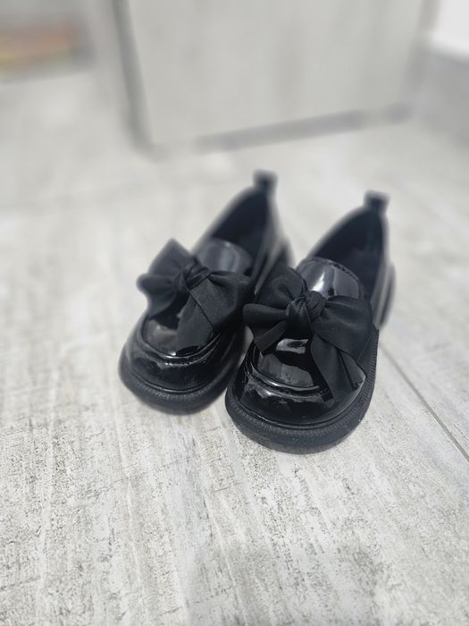 Pantofi Shein masura 30
