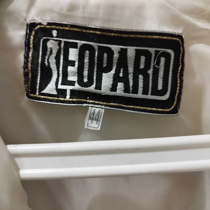 Кожено дамско кожухче,много запазено.