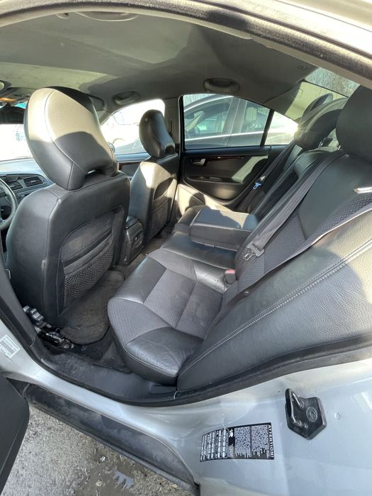 Volvo S60 Волво