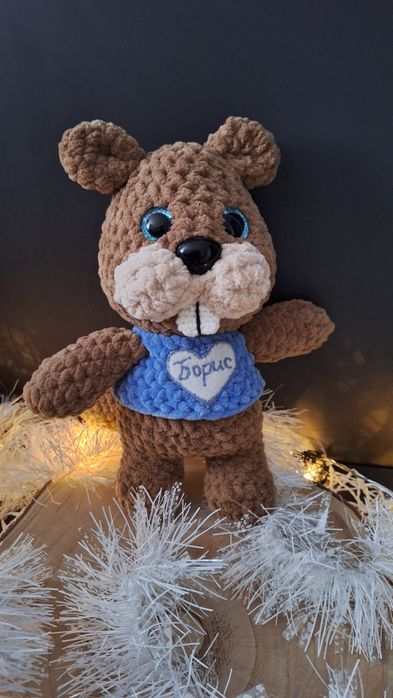 Малки плетени играчки. Зайче, мече, коте, бобър