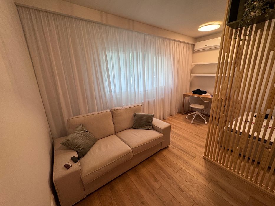 Studio  /  Drumul Taberei