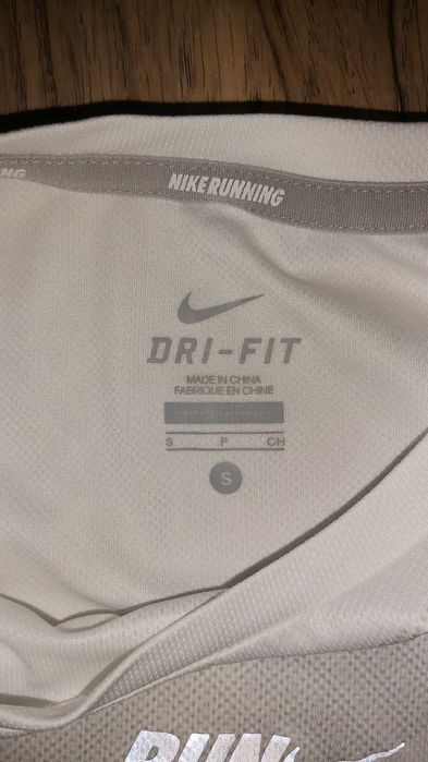 Мъжка тениска Nike - Размер S