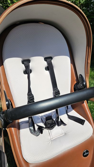 Mima Xari детска количка с летен и зимен кош