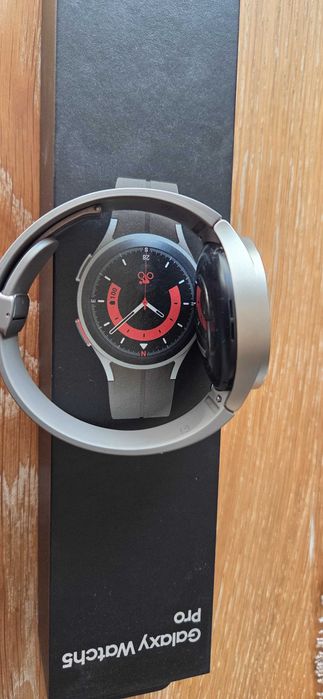 Samsung Galaxy Watch5 Pro 45mm LTE –  gray titanium