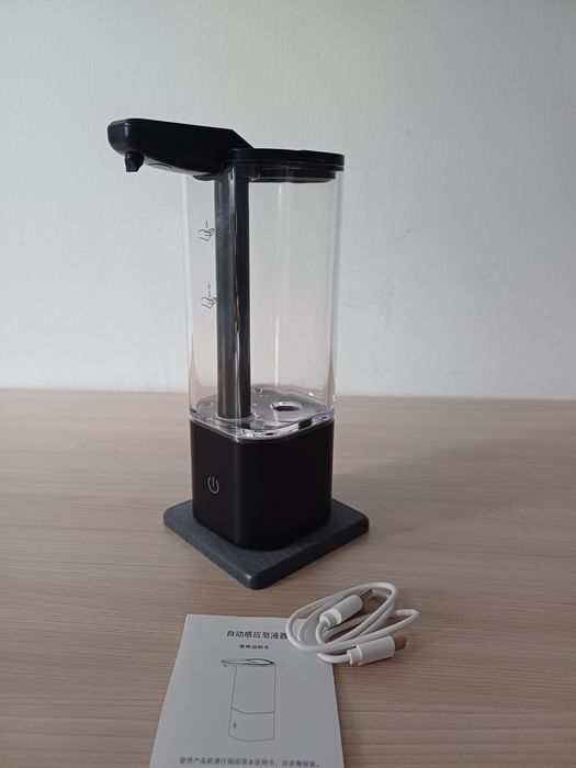 Диспенсер для жидкого мыла