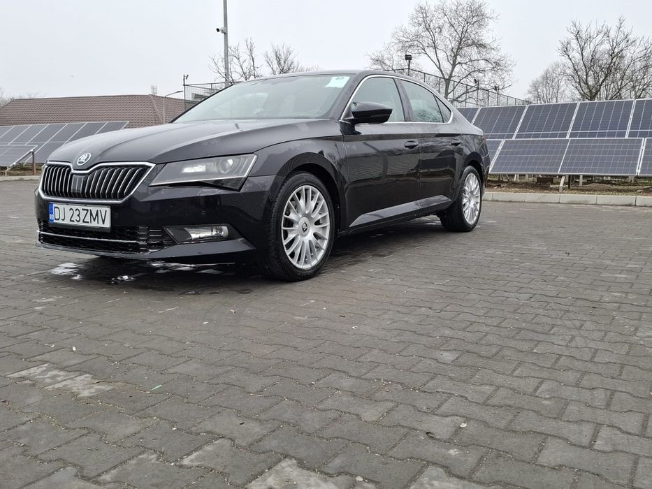 Skoda Superb 2.0 diesel. 150 cp