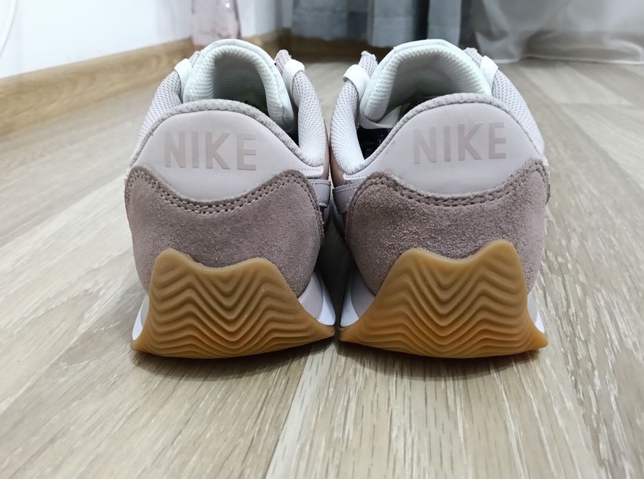 Adidași Nike Pacific mărimea 40