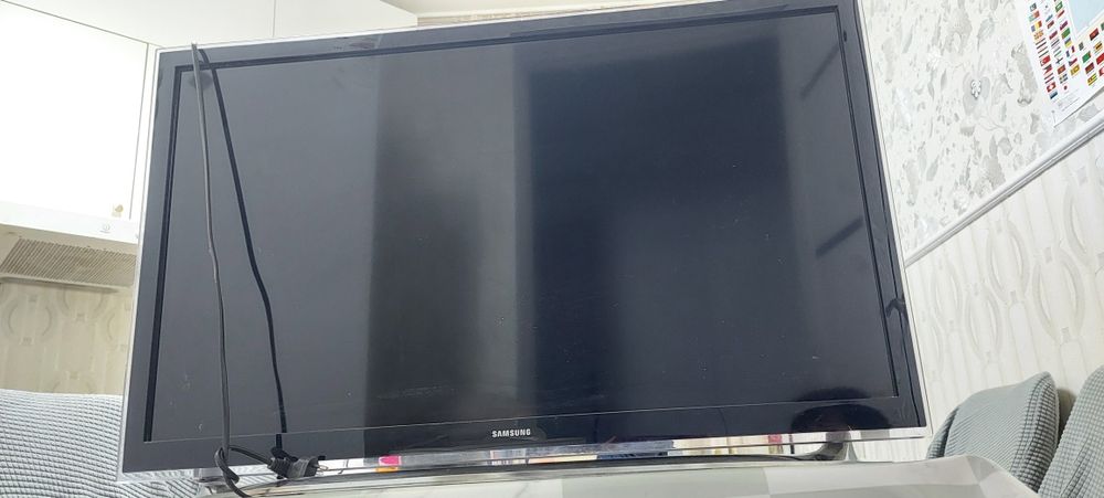 Продам телевизор самсунг