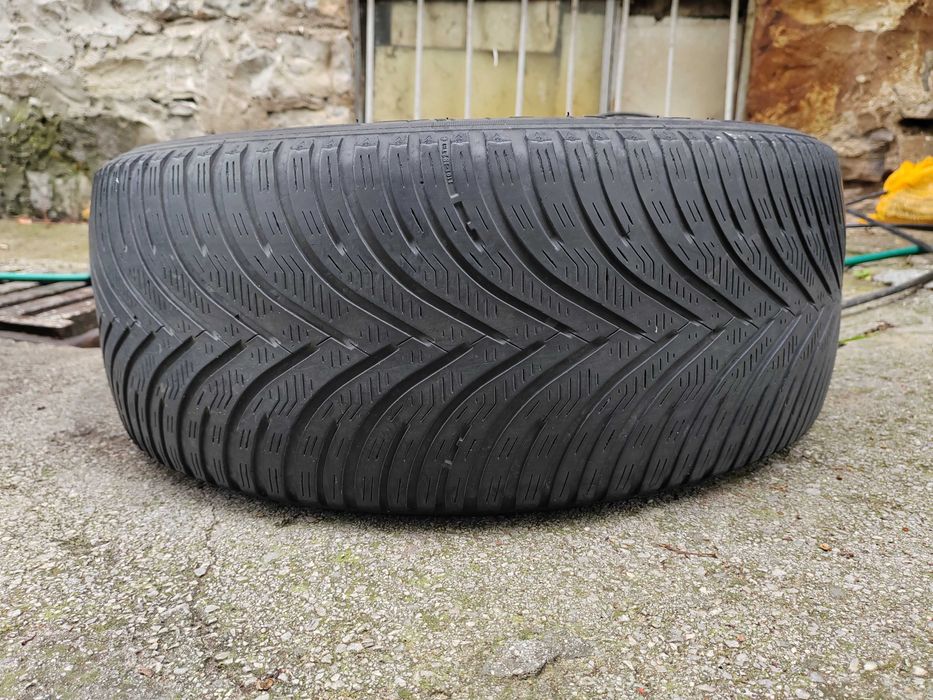 225/50/17 1бр.Michelin Зимна гума