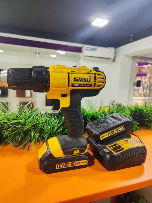 Продаю шуруповерт аккумуляторный DeWalt dcd771-ks Оригинал!