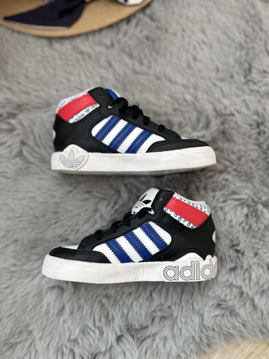 Adidas детски  кецове като нови номер 25