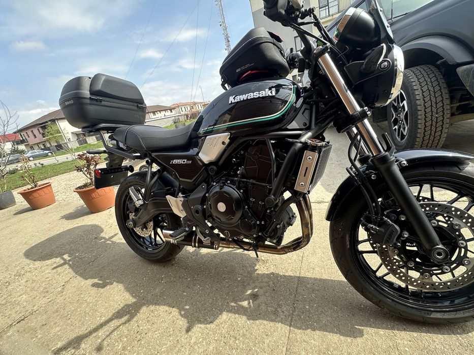 Evacuare completa Black Widow pt Kawasaki Z650RS