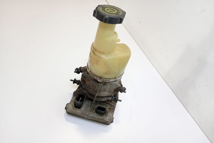 Pompa  servodirectie 3K514C6S4B Volvo S60 a 2-a generatie seria