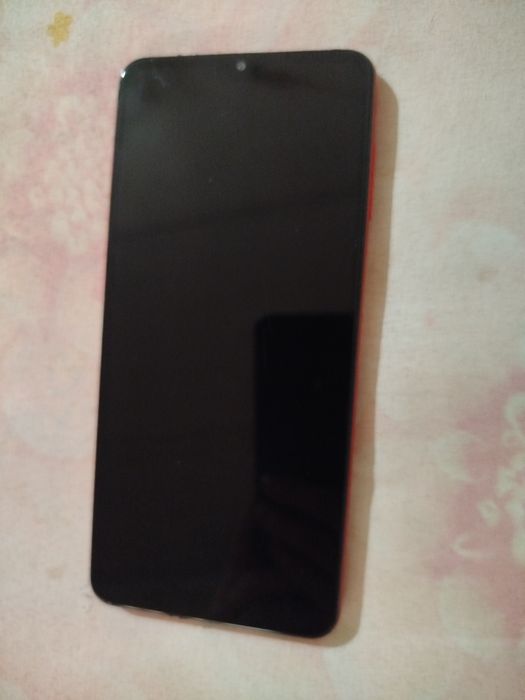 Galaxy A 12 android Samsung  sotiladi