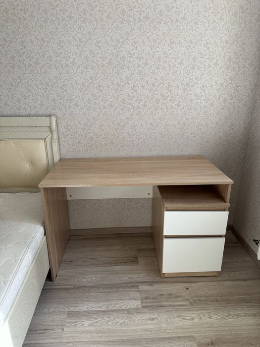Продам мебель в спальную