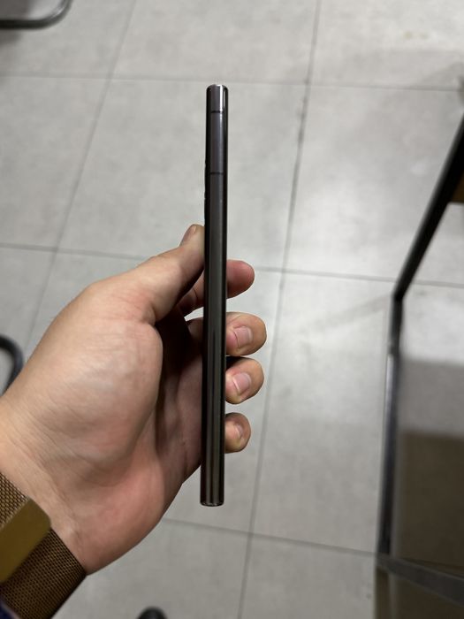 Samsung s22 ultra 12/512 5 G snapdragon 8 gen 1