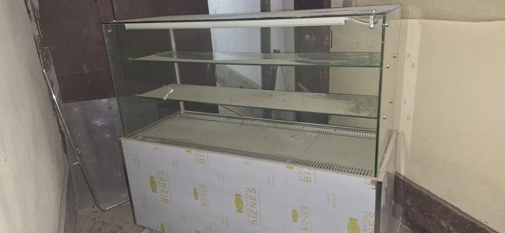 Холодильник состояние почти новый