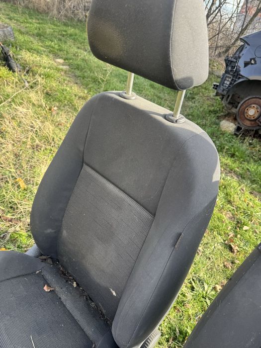 Салон за Голф 5