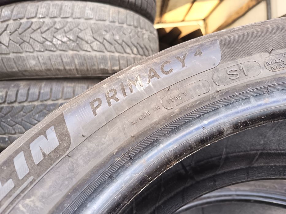 Anvelope vara 215 55 18 Michelin 2021 5.7-6mm